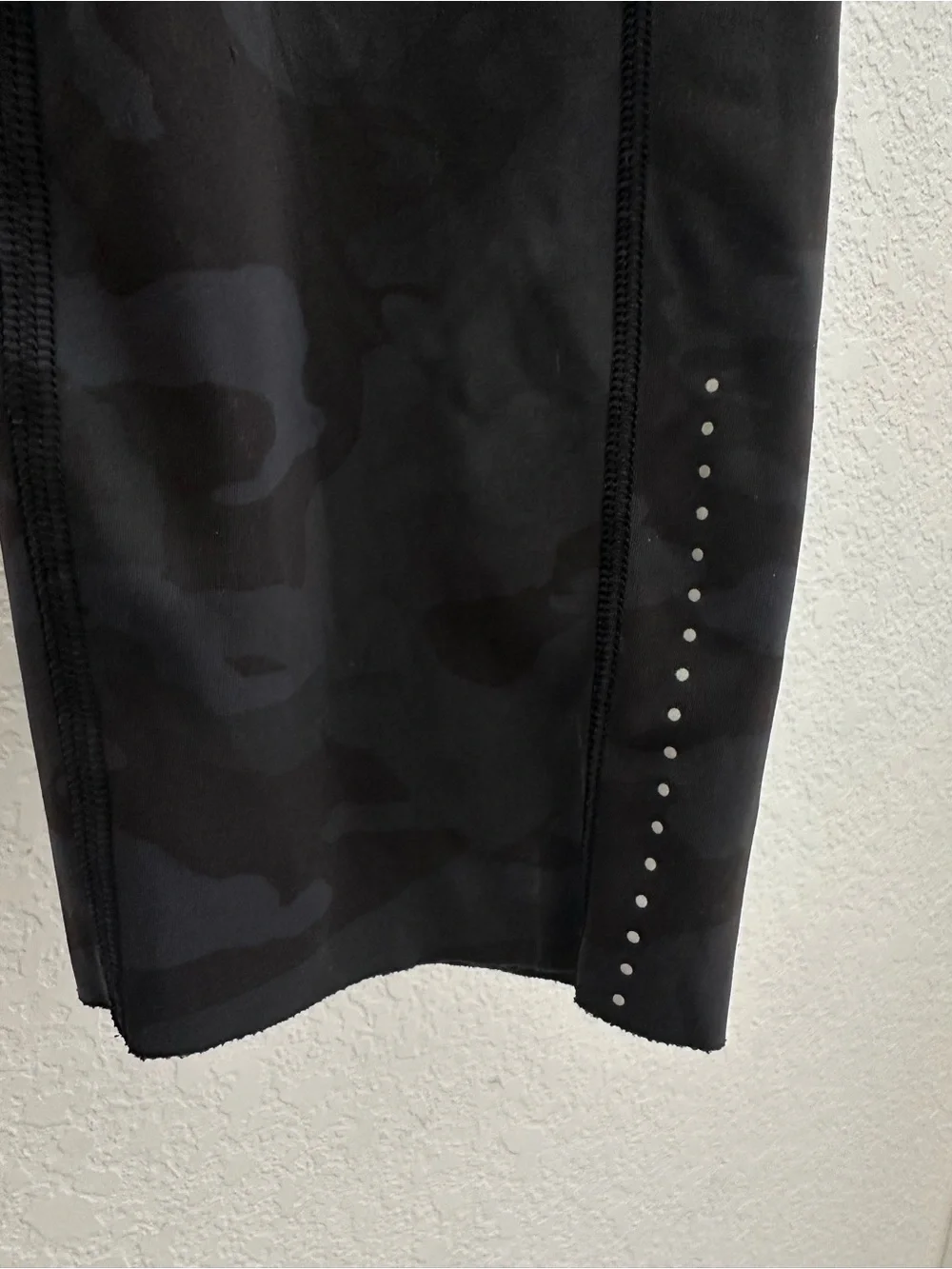 Lululemon Fast and Free High Rise Crop 23 Size 14 Camo Leggings Pockets Nulux
